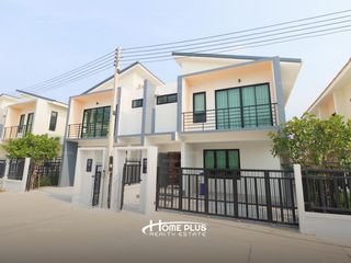 For sale 3 bedrooms house in Si Racha, Chonburi