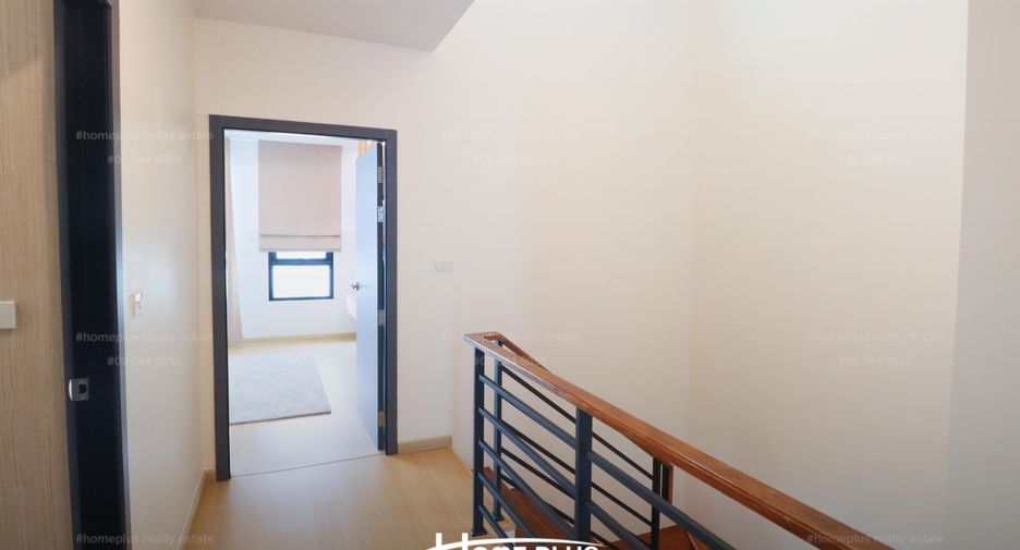 Casa en venta de 3 habitaciones en Si Racha, Chonburi