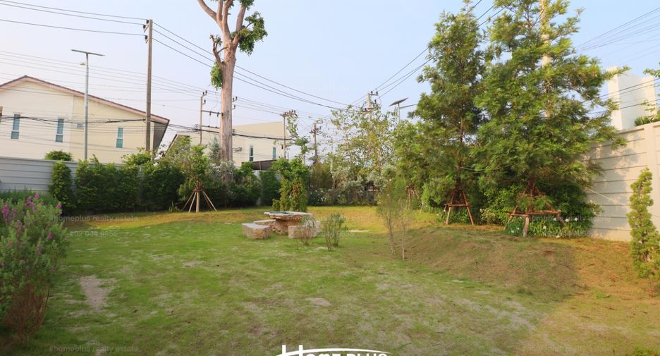 Casa en venta de 3 habitaciones en Si Racha, Chonburi