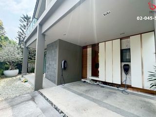 For sale 4 Beds house in Khan Na Yao, Bangkok