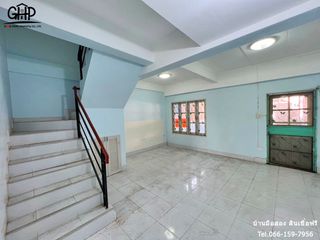 For sale 3 bed townhouse in Thanyaburi, Pathum Thani