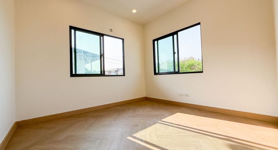 Casa en venta de 3 habitaciones en Mueang Pathum Thani, Pathum Thani