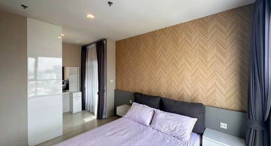 For sale 2 bedrooms condo in Khlong Toei, Bangkok