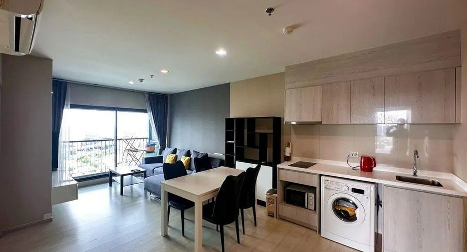 For sale 2 bedrooms condo in Khlong Toei, Bangkok