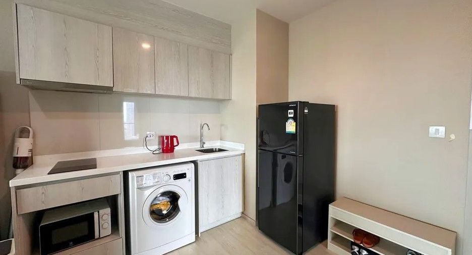 For sale 2 bedrooms condo in Khlong Toei, Bangkok