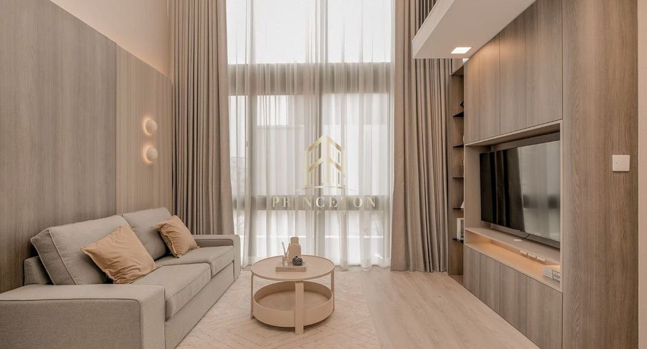 Haus zur Miete und zum Kauf mit 4 Zimmer in Saphan Sung, Bangkok