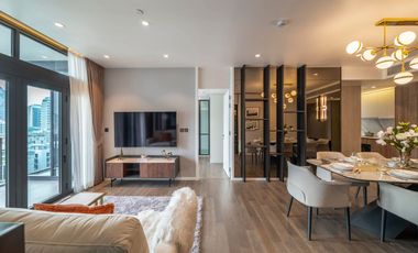 For rent そして for sale 2 Beds condo in Khlong Toei, Bangkok