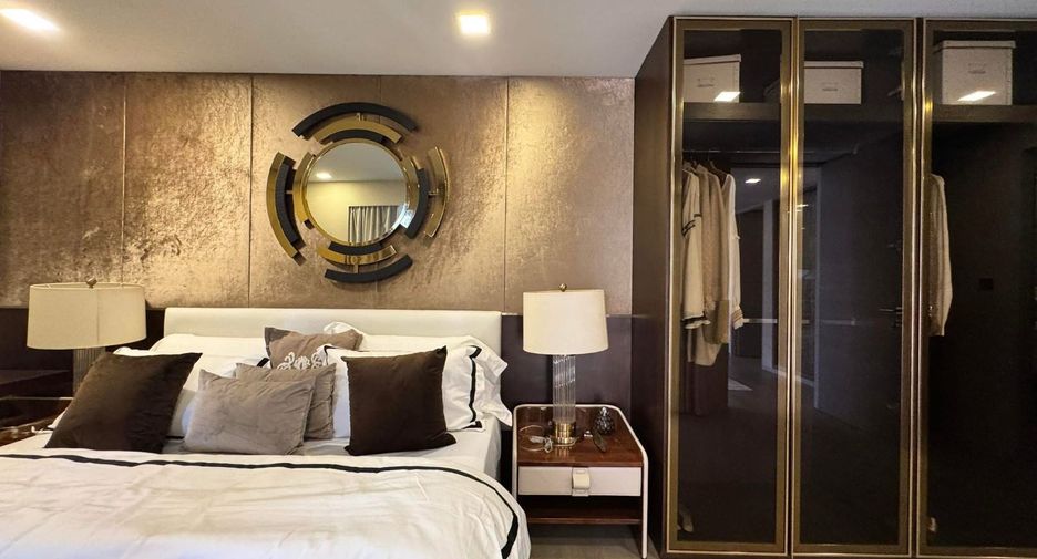 Condo en alquiler de 3 habitaciones en Watthana, Bangkok