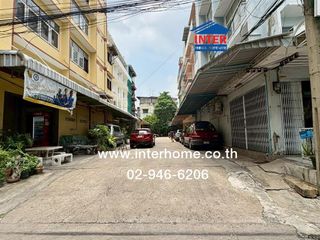 For sale 4 bed retail Space in Phra Nakhon, Bangkok