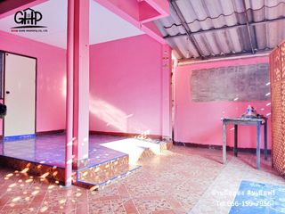 For sale 2 bed townhouse in Mueang Lop Buri, Lopburi