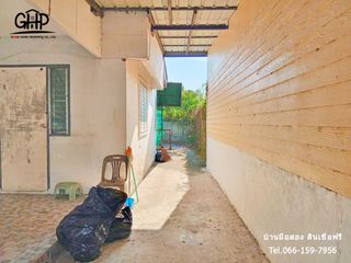 For sale 2 Beds townhouse in Mueang Lop Buri, Lopburi