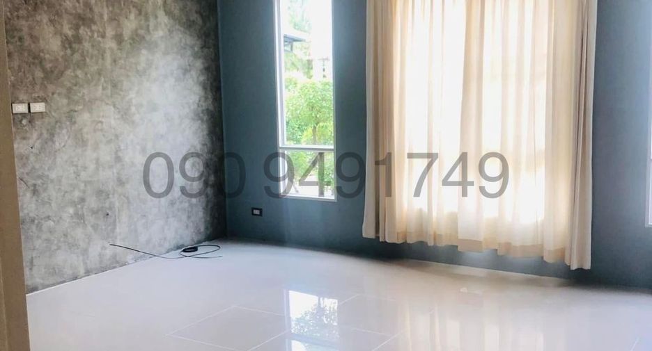 For rent 3 bedrooms house in Khlong Sam Wa, Bangkok
