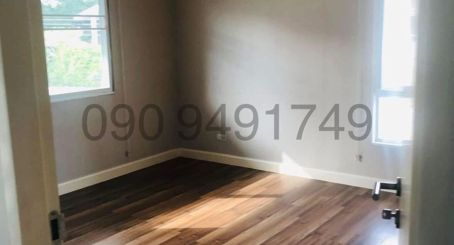 For rent 3 bedrooms house in Khlong Sam Wa, Bangkok