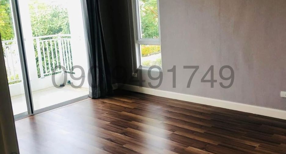 For rent 3 bedrooms house in Khlong Sam Wa, Bangkok