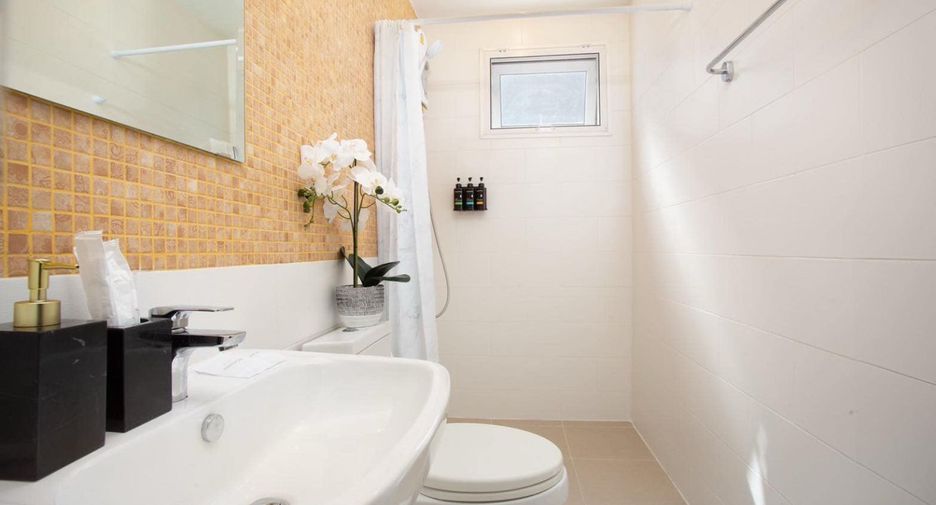 For rent 3 bedrooms townhouse in Mueang Chiang Mai, Chiang Mai