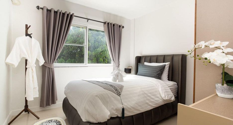 For rent 3 bedrooms townhouse in Mueang Chiang Mai, Chiang Mai