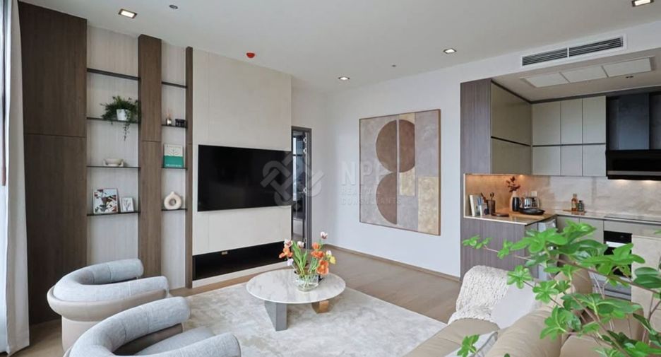 For sale 3 ベッドルーム condo in Ratchathewi, Bangkok