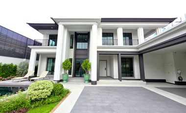 For sale 4 bedrooms house in Mueang Samut Prakan, Samut Prakan
