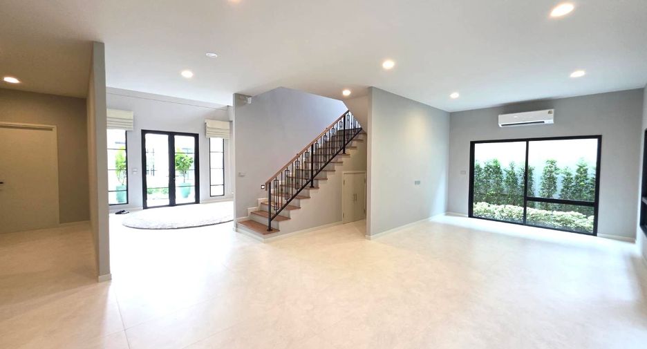 For sale 4 bedrooms house in Mueang Samut Prakan, Samut Prakan