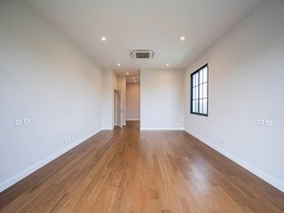 For sale 4 Beds house in Bang Kapi, Bangkok