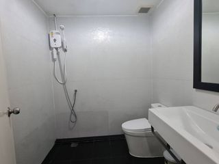 For rent 11 bed condo in Central Pattaya, Pattaya