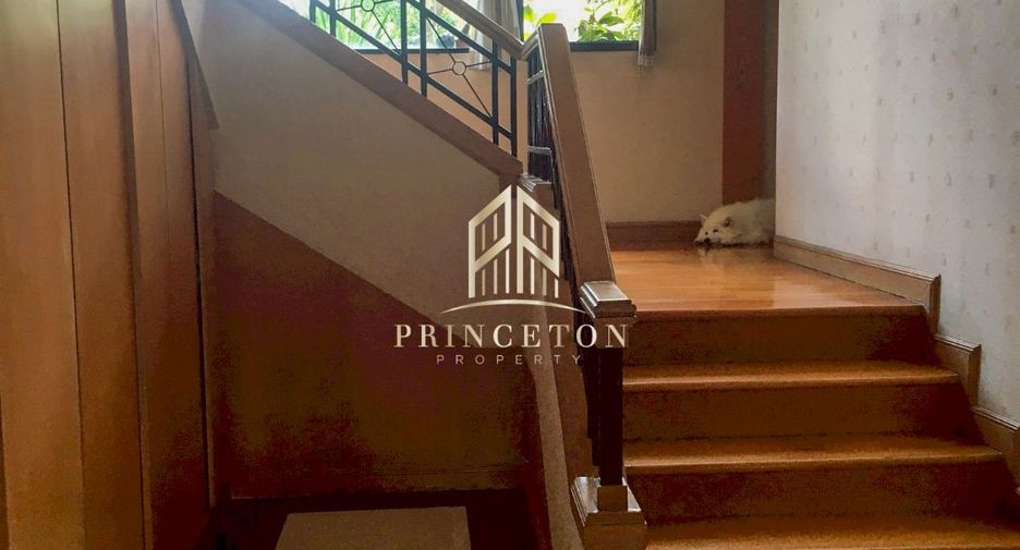 For sale 3 bedrooms house in Khan Na Yao, Bangkok