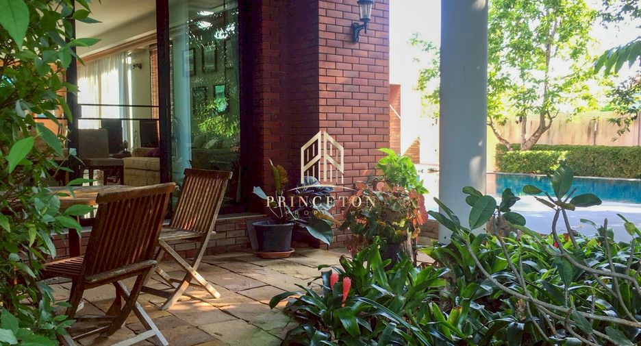 For sale 3 bedrooms house in Khan Na Yao, Bangkok