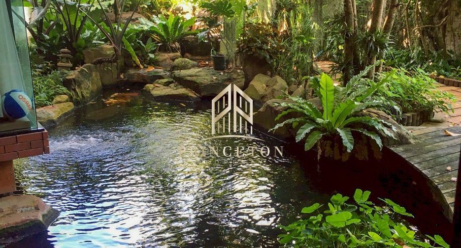 For sale 3 bedrooms house in Khan Na Yao, Bangkok
