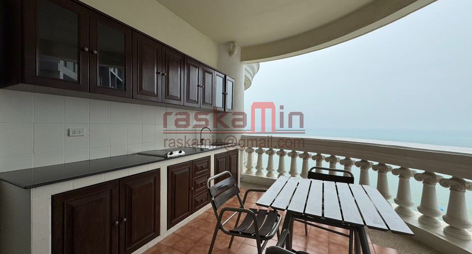 For sale studio condo in Bang Lamung, Chonburi