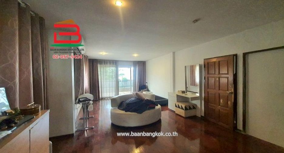 Casa en venta de 7 habitaciones en Khan Na Yao, Bangkok