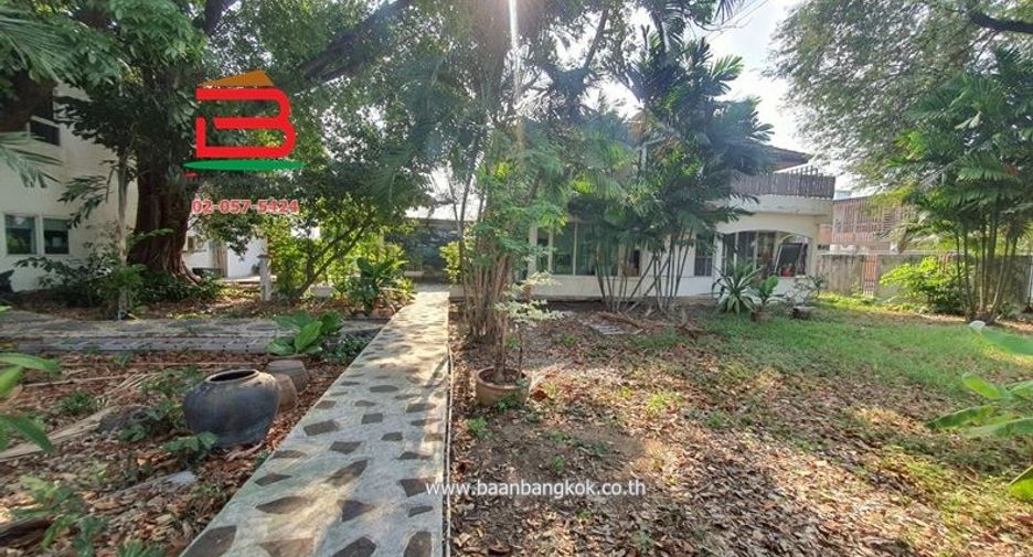 Casa en venta de 7 habitaciones en Khan Na Yao, Bangkok