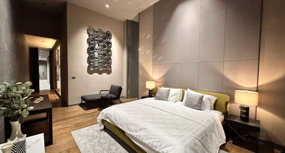 For sale 4 ベッドルーム house in Lat Phrao, Bangkok