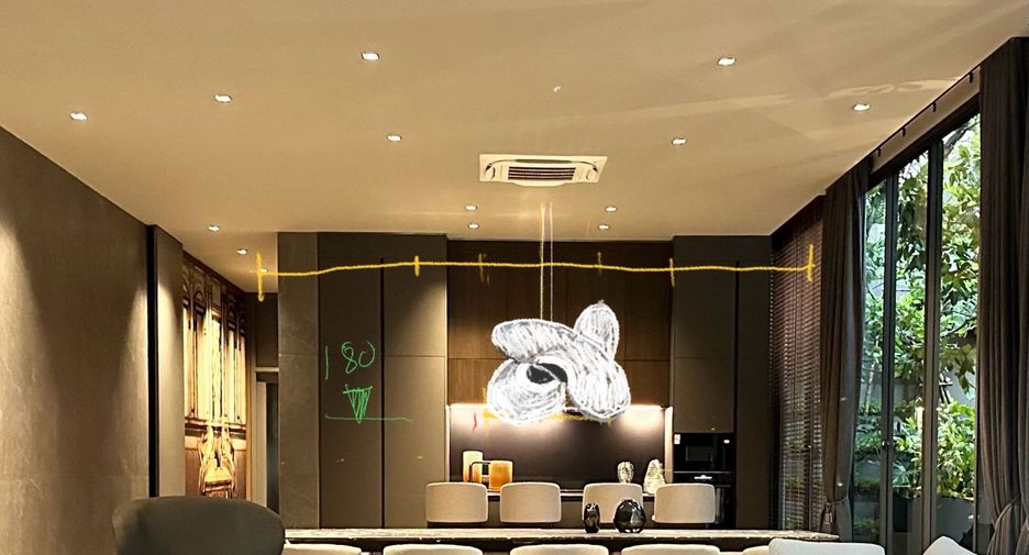 For sale 4 ベッドルーム house in Lat Phrao, Bangkok