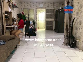 For sale 3 bed townhouse in Lam Luk Ka, Pathum Thani