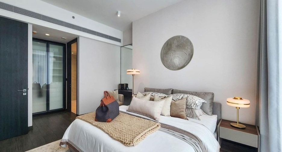 For rent 2 bedrooms condo in Sathon, Bangkok