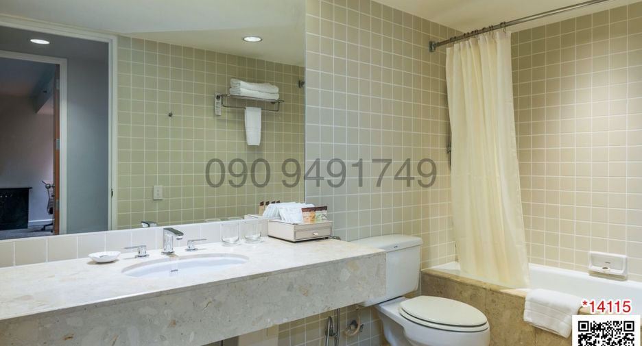 For rent 2 bedrooms condo in Yan Nawa, Bangkok