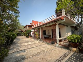 For sale 5 bed house in Klaeng, Rayong