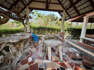 For sale 5 bed house in Klaeng, Rayong