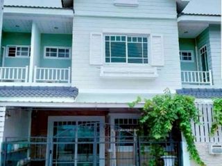 For rent 3 bed townhouse in Huay Yai, Pattaya
