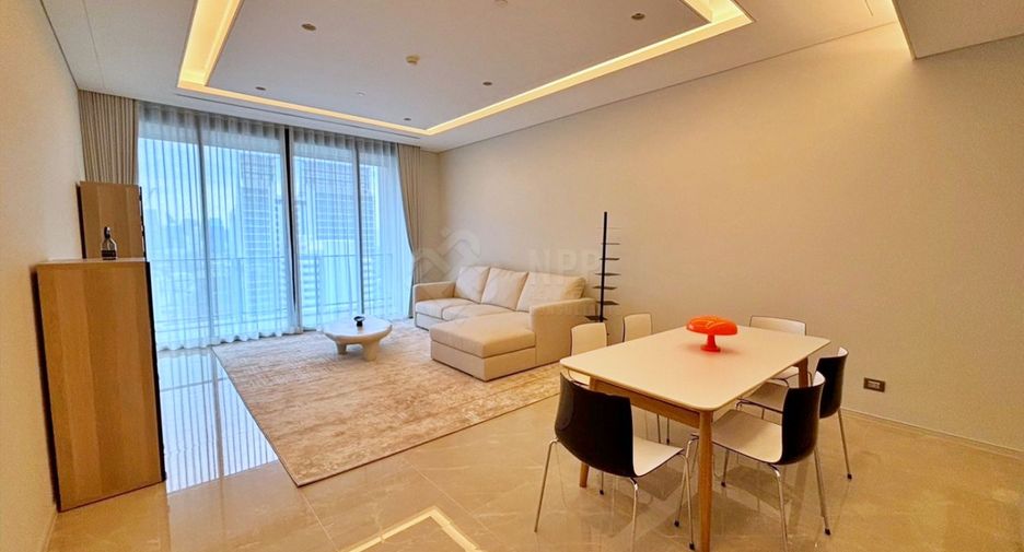 For rent 2 bedrooms condo in Pathum Wan, Bangkok