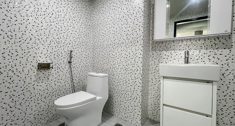 For rent and for sale 3 bedrooms condo in Bang Lamung, Chonburi