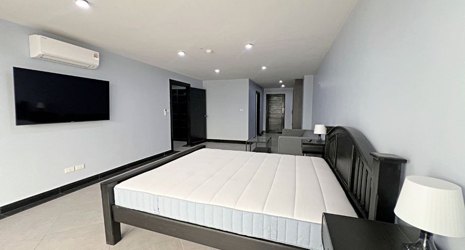 For rent and for sale 3 bedrooms condo in Bang Lamung, Chonburi