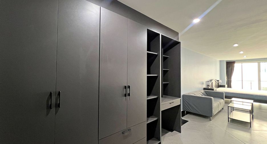 For rent and for sale 3 bedrooms condo in Bang Lamung, Chonburi