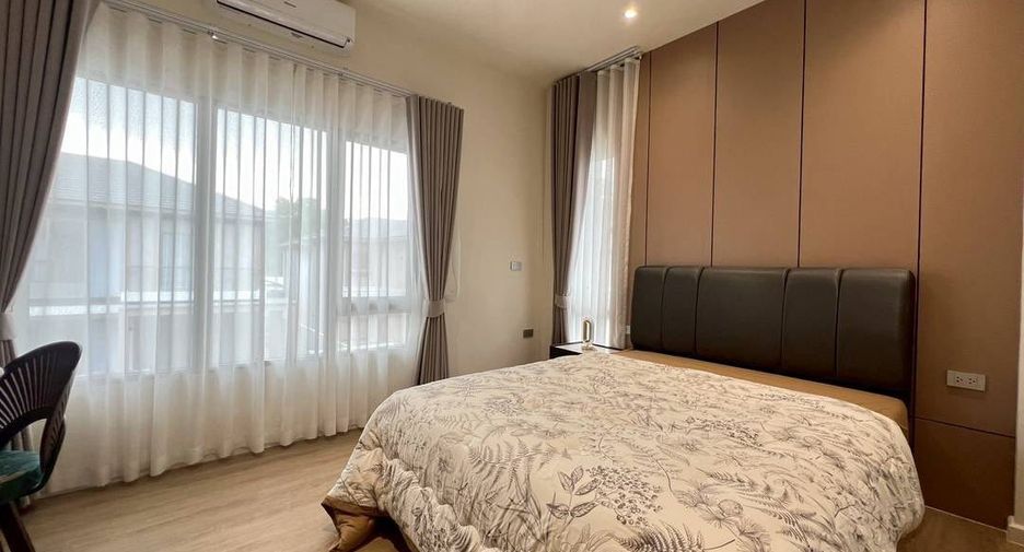 For rent and for sale 4 bedrooms house in Bang Lamung, Chonburi