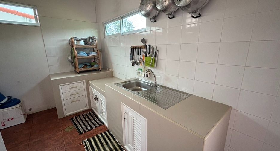 Casa en venta de 3 habitaciones en Klaeng, Rayong