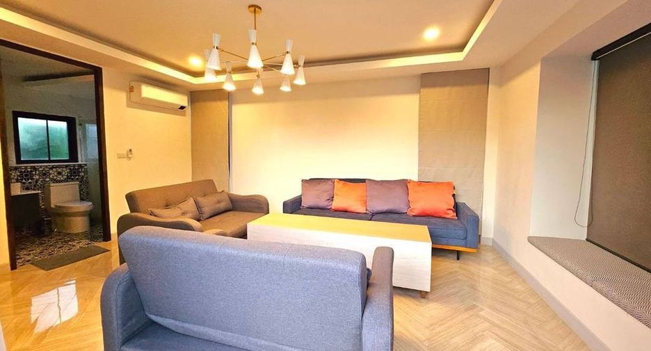 For rent 5 bedrooms house in San Sai, Chiang Mai