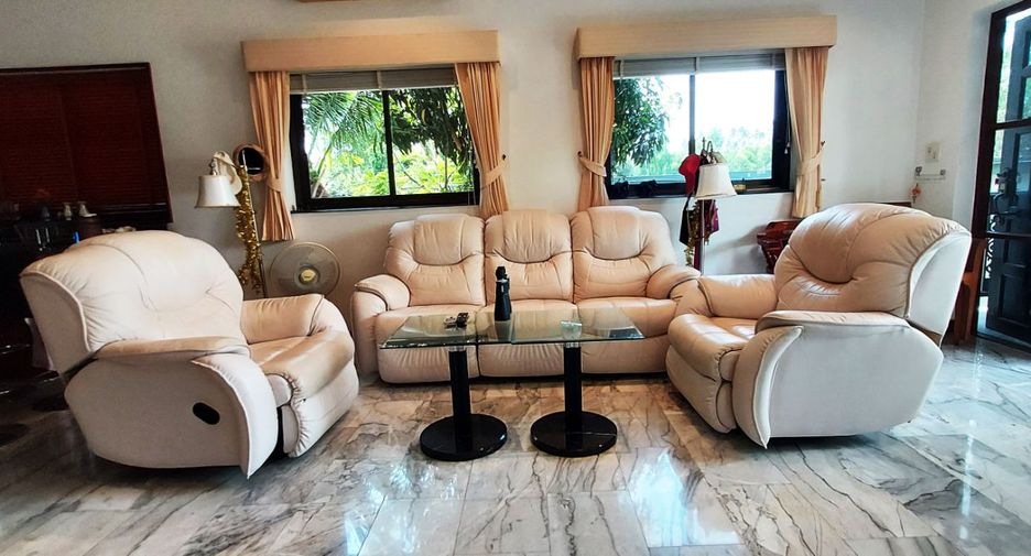 Villa zum Kauf mit 3 Zimmer in Klaeng, Rayong