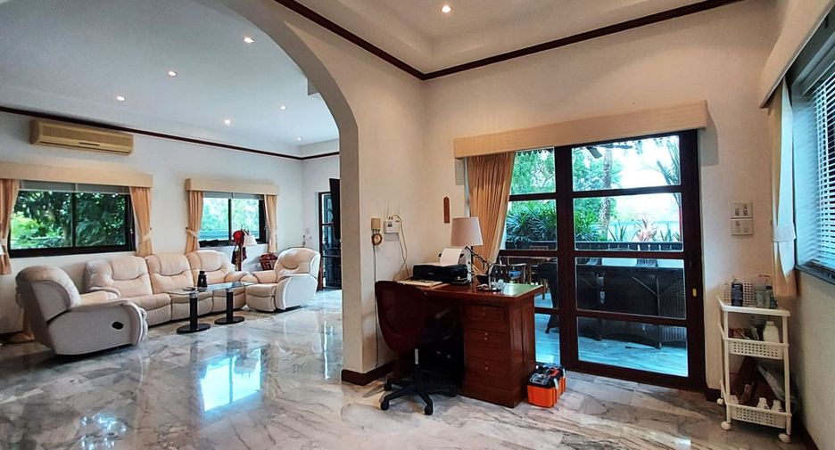 Villa zum Kauf mit 3 Zimmer in Klaeng, Rayong