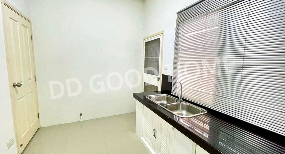 Casa en venta de 3 habitaciones en Pak Chong, Nakhon Ratchasima