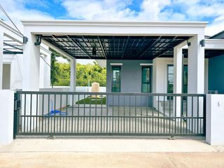 For sale 3 bedrooms house in Mueang Lamphun, Lamphun